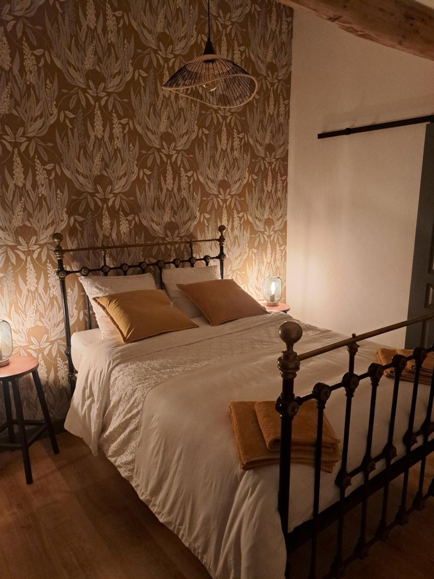 Lavallade12 Chambers D'Hotes Roussines Екстер'єр фото