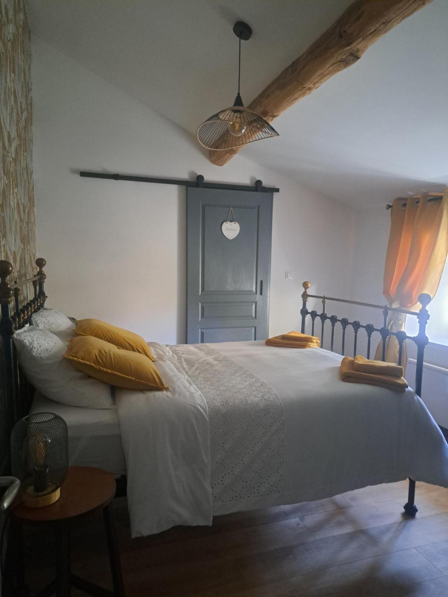 Lavallade12 Chambers D'Hotes Roussines Екстер'єр фото